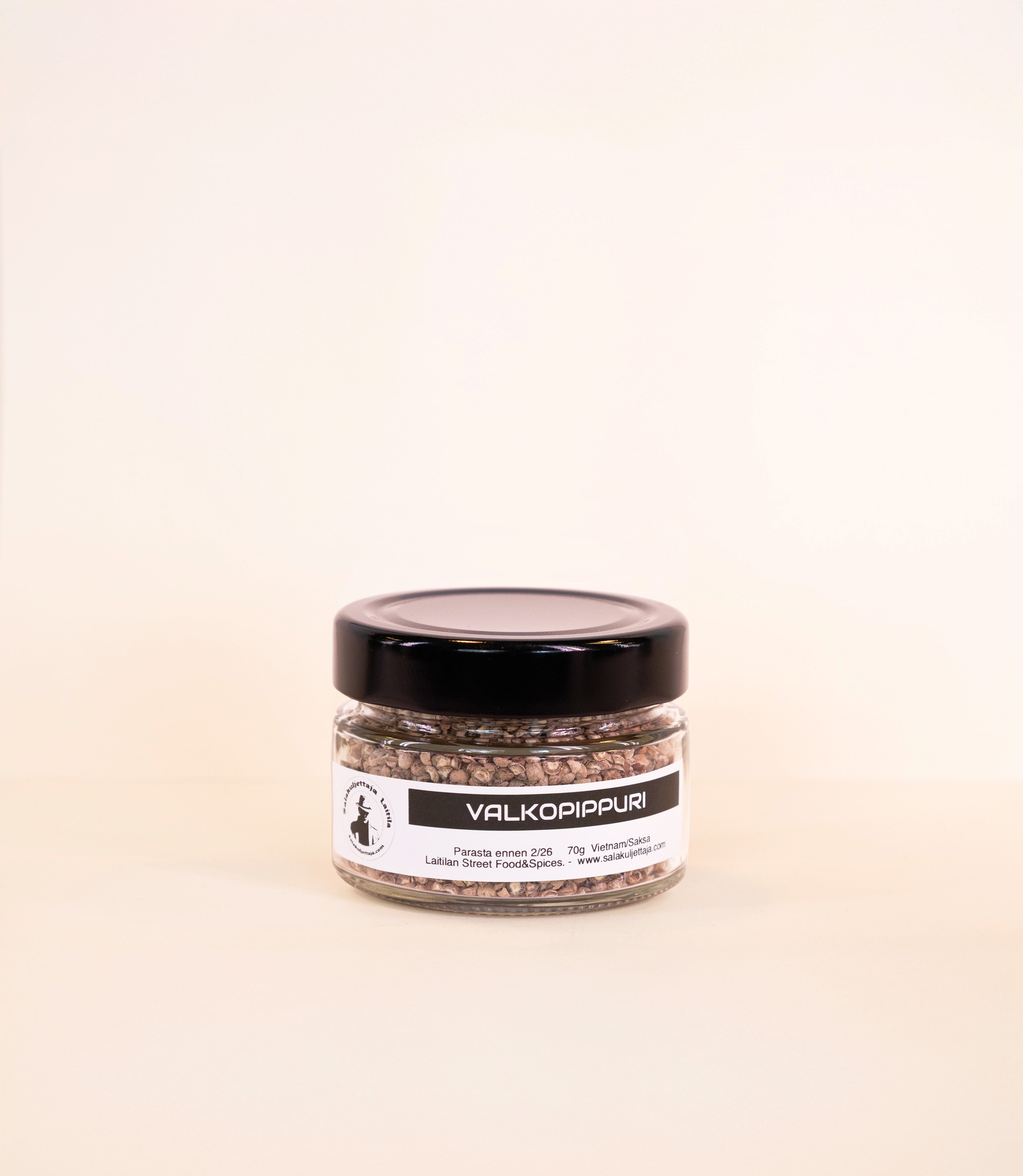 White pepper, ground